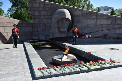 От "пения" "Катюши" немцы приходили в ужас: почему система получила женское имя