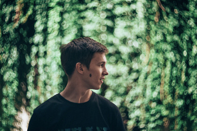 Врач предупредил о быстрых метастазах от меланомы