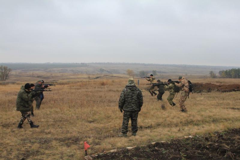 Сборы отряда "Ермак" (БАРС-15) проходят при участии атамана Волжского войскового казачьего общества Юрия Иванова