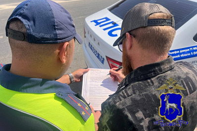 В Самаре водителя пикапа оштрафовали после дискотеки во время движения