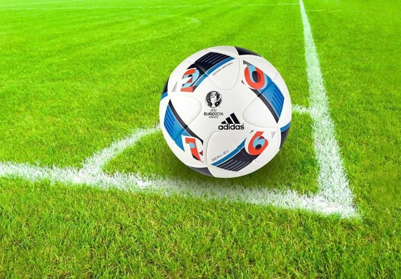 Adidas может предложить сотрудничество российским футболистам