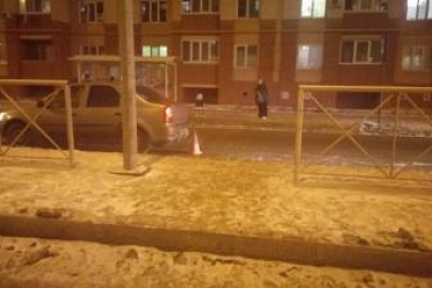 Логан сбил 10-летнюю девочку возле остановки в Самаре