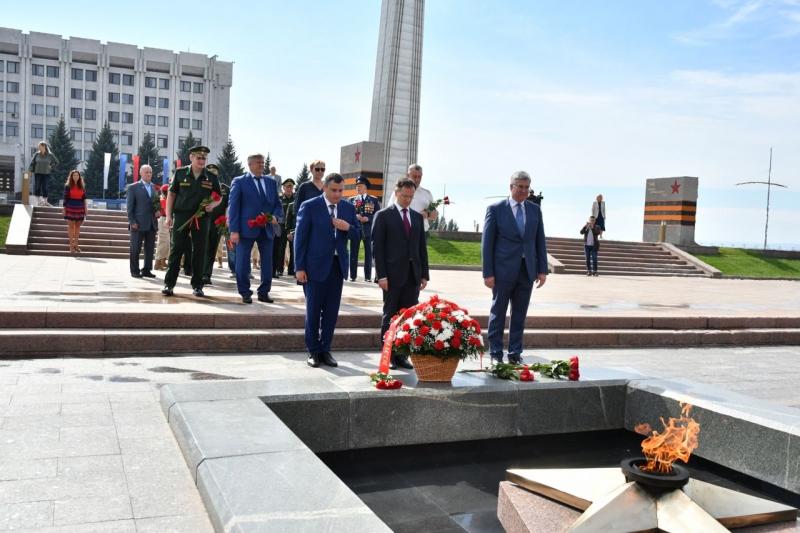 В Самаре торжественно открыли Аллею Маршалов Победы