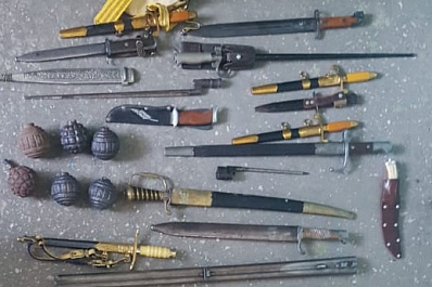 Коллекционер или террорист: ФСБ изъяла у пожилого самарца целый арсенал оружия