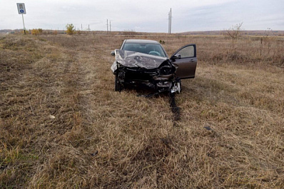 В Шигонском районе при столкновении LADA Vesta с Peugeot погиб человек