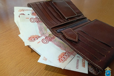 В Похвистневе женщина обокрала спящего соседа