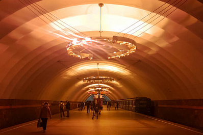 Жалюзи и ласты: названы самые необычные забытые вещи в российском метро 