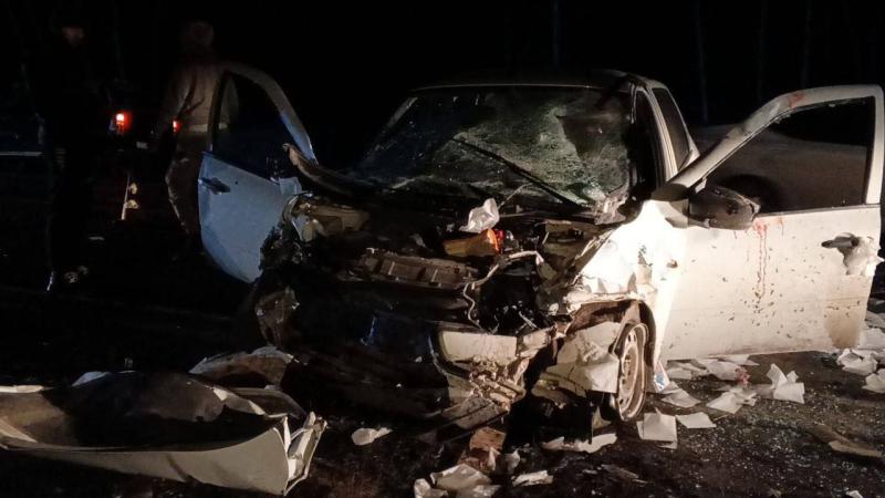 В массовом ДТП на трассе в Самарской области погибли два человека