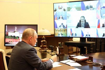 Владимир Путин поручил распространять русский язык в странах СНГ