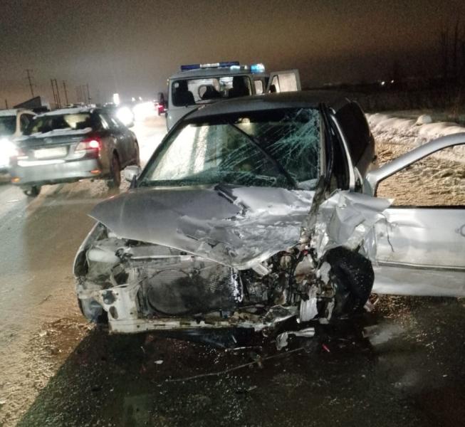 В Самарской области 18 января столкнулись три легковушки