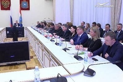 Реализацию глобальных госпрограмм обсудили в областном Правительстве