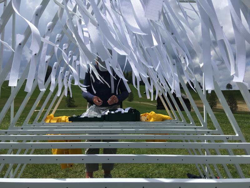  "Все зависит от одного вдоха": самарский архитектор посвятил скульптуру погибшей от коронавируса маме и победил в международном конкурсе
