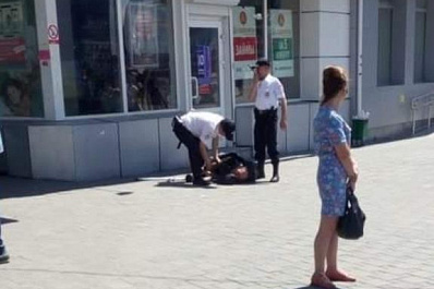 Самарские полицейские помогли мужчине с приступом эпилепсии