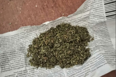 В Самарской области полиция изъяла марихуану у мужчины в наркотическом опьянении