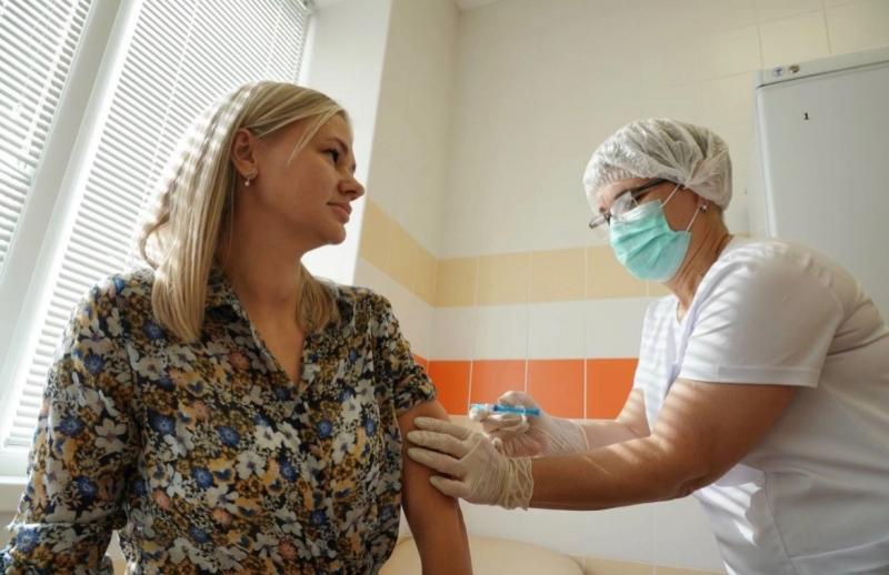 "Иммунной системе требуется время": тольяттинский инфекционист - о пользе своевременной прививки