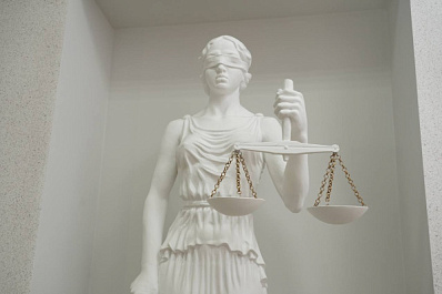 Судебные приставы помогли самарцу отстоять свои права на гараж