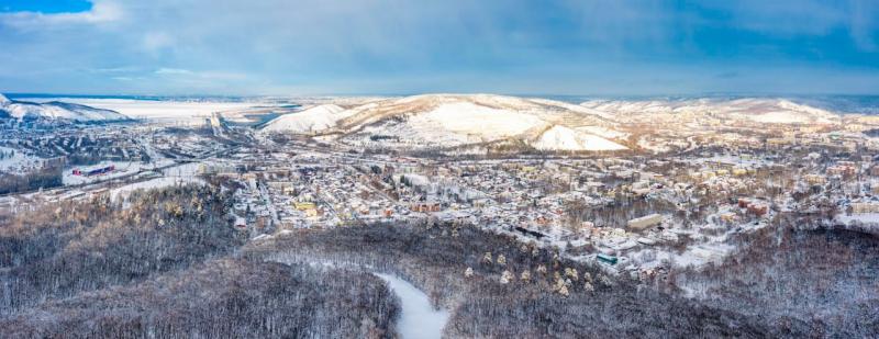 Забег снеговиков и керлинг чайниками: в Жигулевске отметят Всемирный день снега