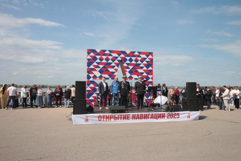 В Самарской области официальная пассажирская навигация открылась парадом судов