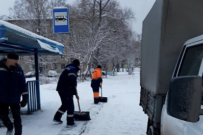 На благо жителей: в Жигулевске круглосуточно борются с последствиями снегопада