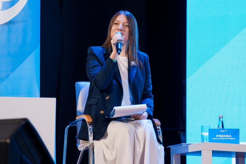 "Сохраненная память" как площадка диалога поколений: в Самаре открылся международный патриотический форум