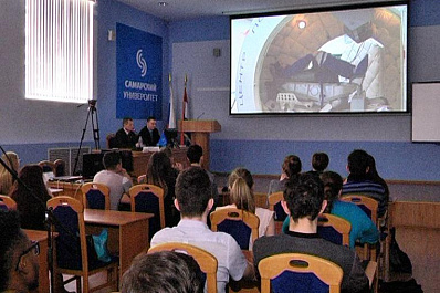 Встреча с космонавтом-испытателем Сергеем Рыжиковым прошла в Самарском университете