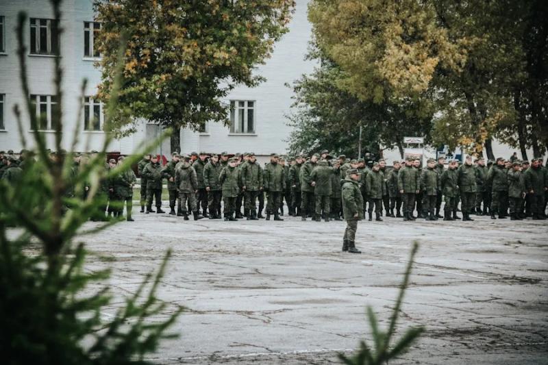 Командующий 2-й гвардейской армией Андрей Колотовкин: "Губернатор Дмитрий Азаров оказывает поддержку армии с первого дня СВО"