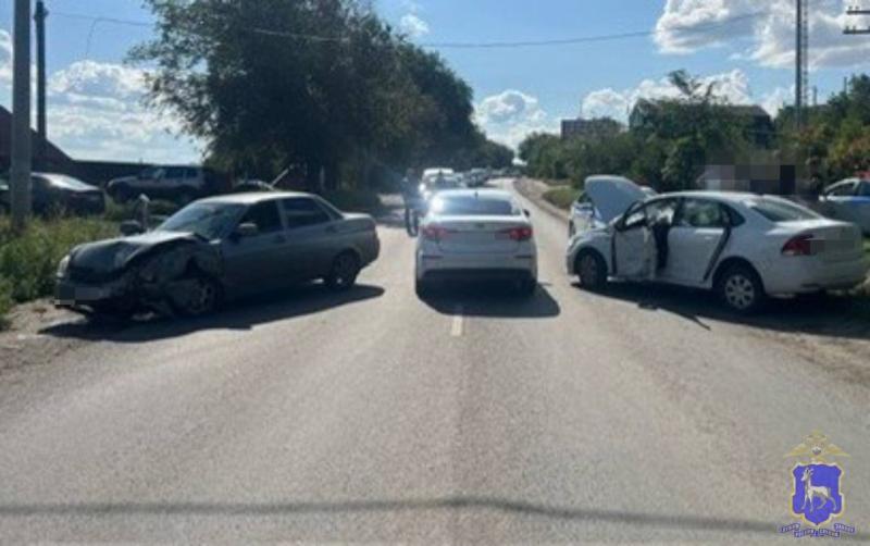 В Тольятти 32-летний мотоциклист на перекрестке врезался в "Гранту"