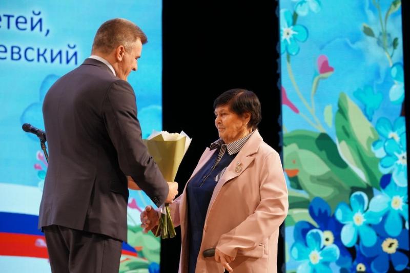 "Семья — источник вдохновения": в Самарской области чествовали матерей