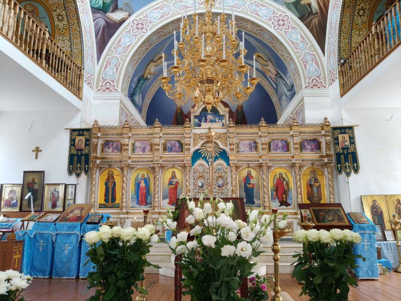 В храме Рождества Христова в селе Рождествено обновили роспись