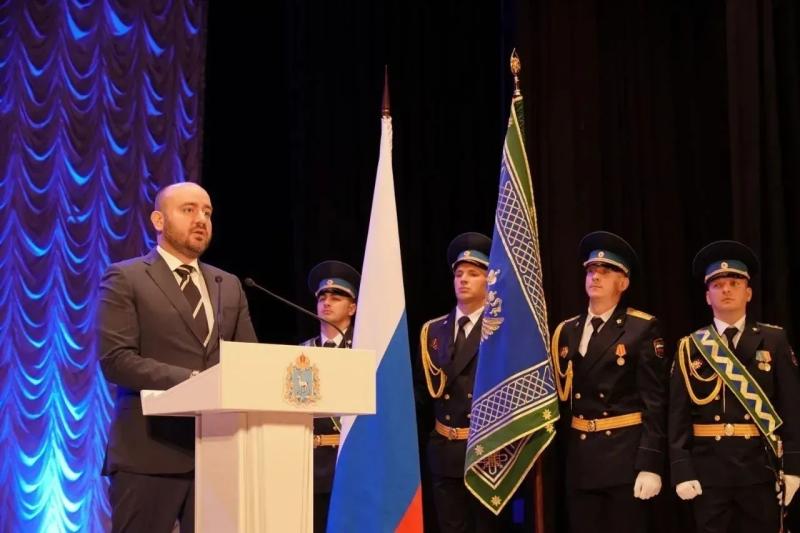 В Самаре отличившиеся сотрудники управления судебных приставов получили награды от губернатора Федорищева