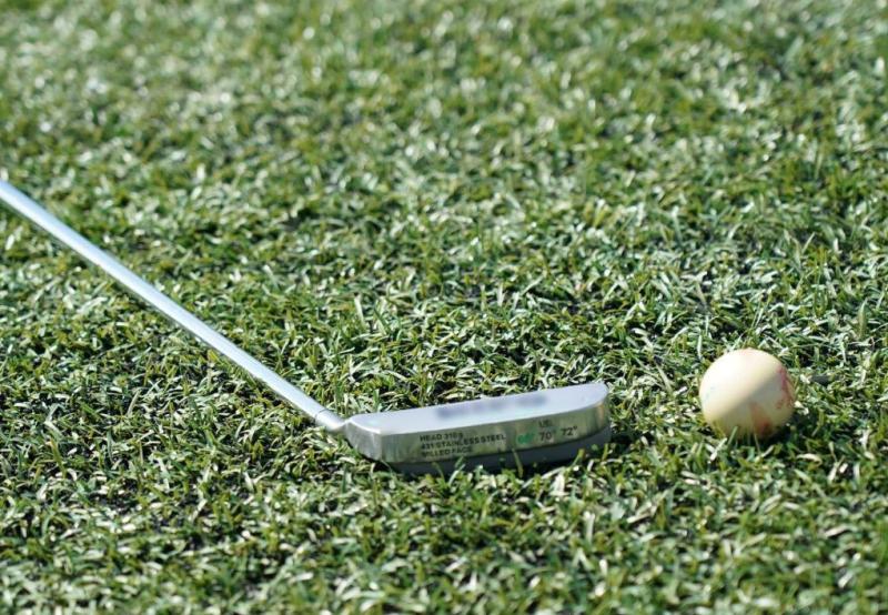 В Жигулёвске прошли состязания по мини-гольфу для людей серебряного возраста