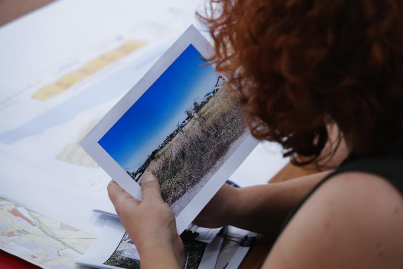 По поручению губернатора Вячеслава Федорищева в поселке под Самарой установят детскую и спортивную площадки