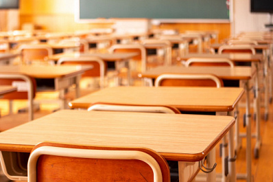 География атак: в каких городах России "заминировали" школы и ТЦ