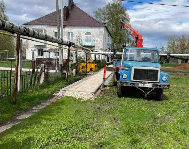 Дворы в селе Кротовка ремонтируют под контролем общественников 