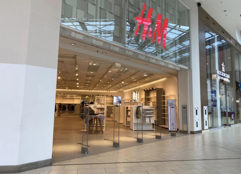 H&M начали закрывать магазины по всей России