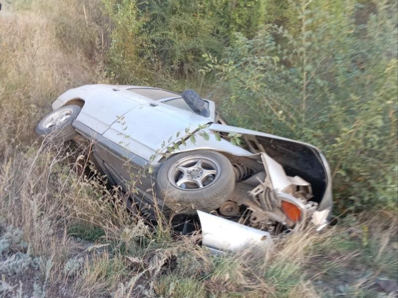 В Самарской области 20 сентября на трассе "двенадцатая" съехала в кювет, погиб человек