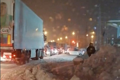 Самара встала в 10-балльных пробках вечером 12 января