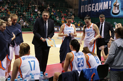 Баскетболистки "Самары" борются за второе место 