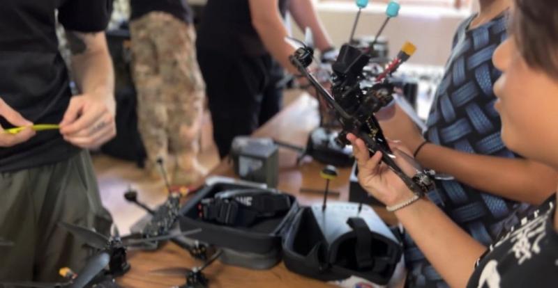 В детском лагере "Салют-2" прошла патриотическая игра "Россия - вперед!"