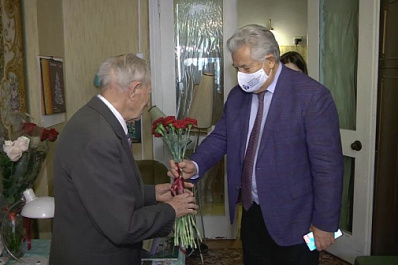 97-летний ветеран Великой Отечественной рассказал, как встретит День Победы в этом году