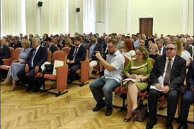 Глава региона встретился с руководителями крупных предприятий Самарской области