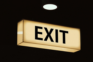 Жителям Самарской области напомнили простые правила безопасности при пожаре в общественных местах