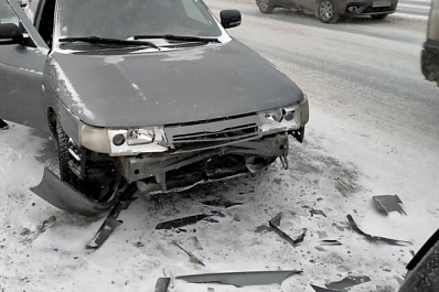 В Тольятти из-за неаккуратного вождения 21-летней автомобилистки пострадала девушка