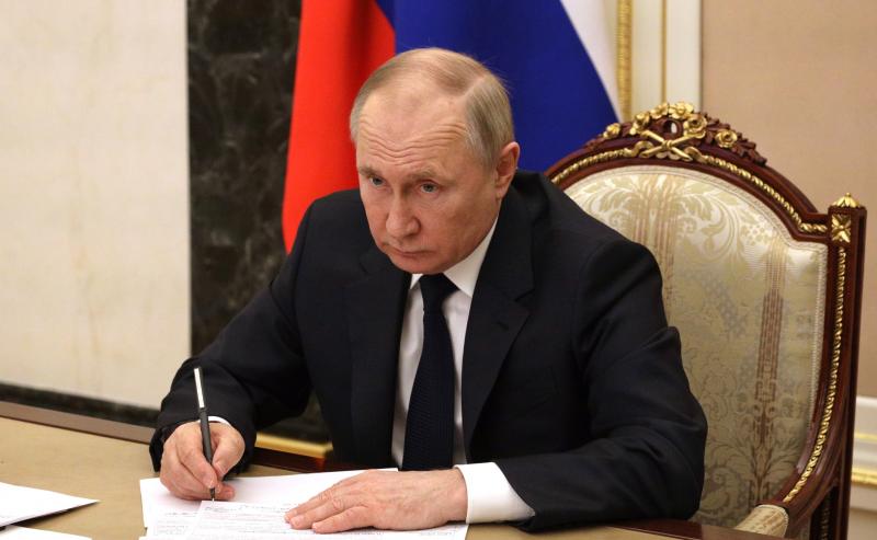 Владимир Путин: важно не допустить появления новых обманутых дольщиков