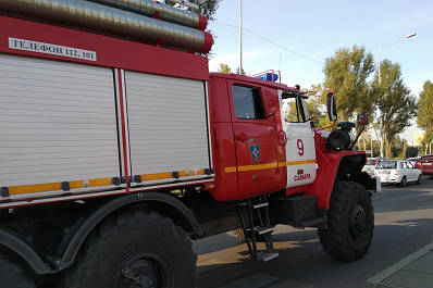 Газель загорелась прямо на ходу на улице Авроры в Самаре