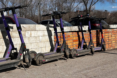 Мошенники начали подменять QR-коды для аренды самокатов и велосипедов