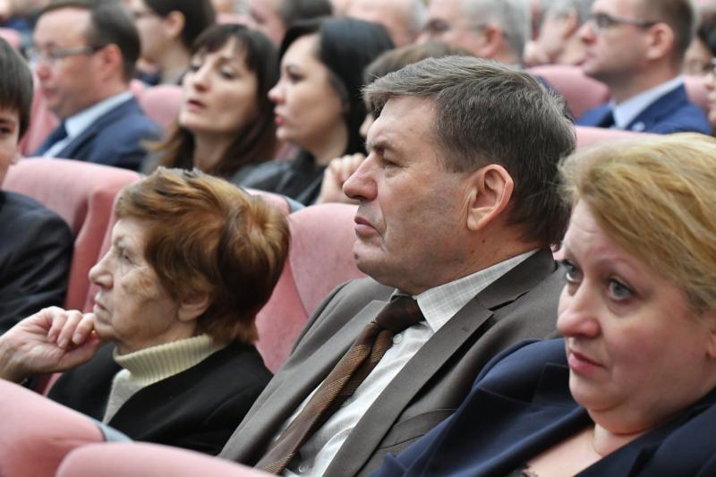 Общественники поддержали инициативу о присвоении Самаре статуса "Город трудовой доблести"