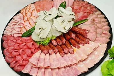 Россельхознадзор нашел на самарском предприятии некачественную колбасу