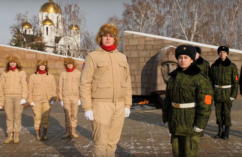 В преддверии Дня защитника Отечества молодежь Самарской области запустила акцию "#ZащитникамОтечества"