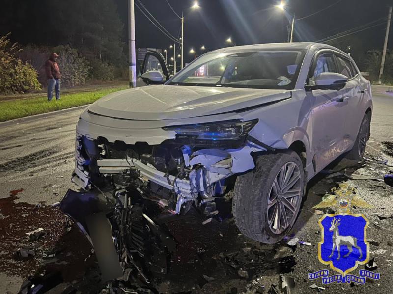 В Самаре на Московском шоссе столкнулись четыре легковушки